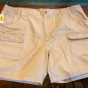 NWT roundtree and Yorke  men’s shorts.